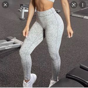 Gymshark Fleur Texture Leggings